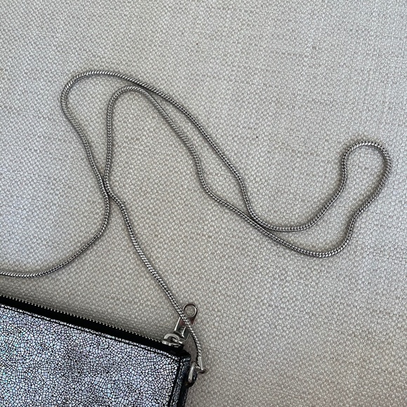 Milly Delano Metallic Crossbody Purse Silver - Picture 6 of 7